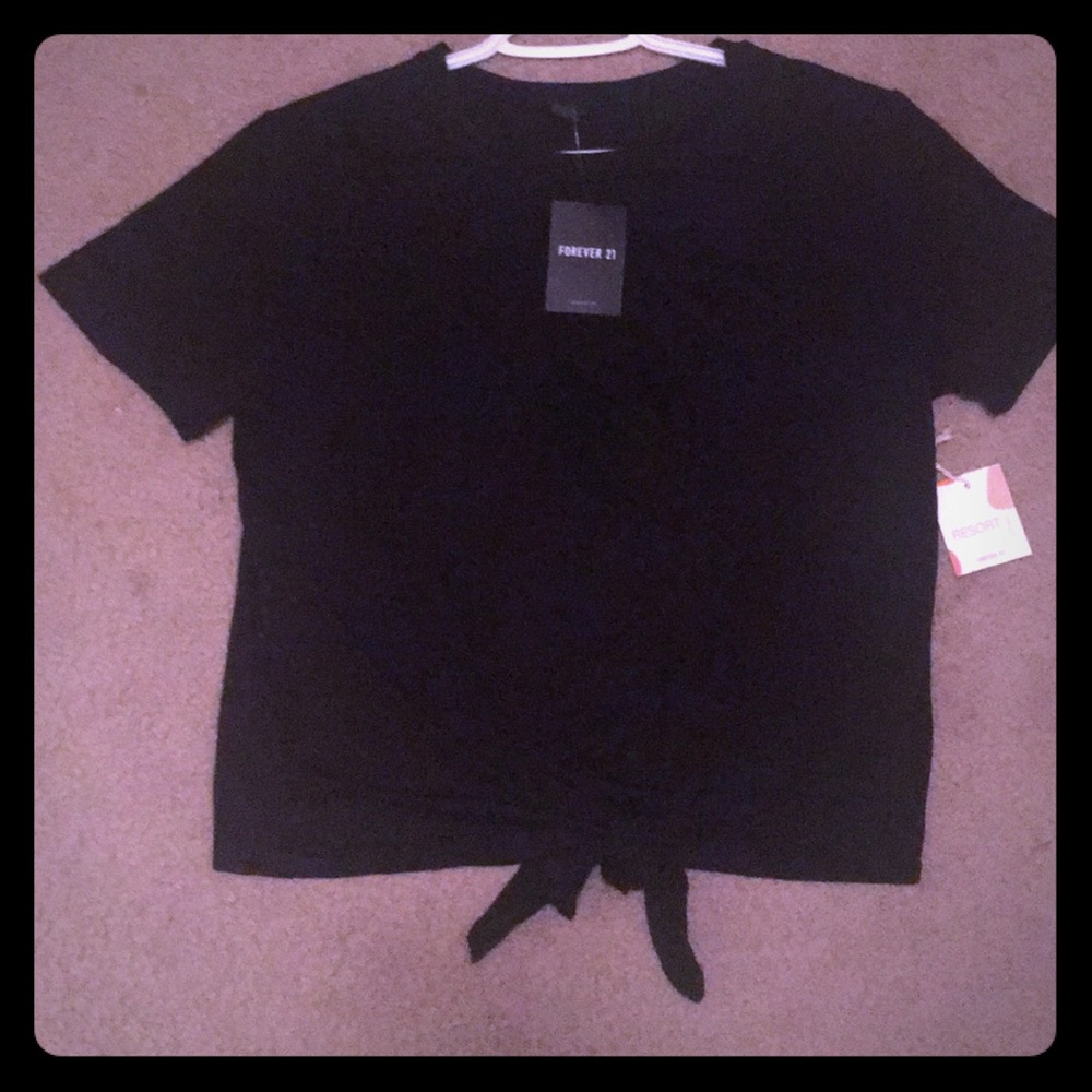 Tie at the waist tee shirt:Forever 21 resort wear.